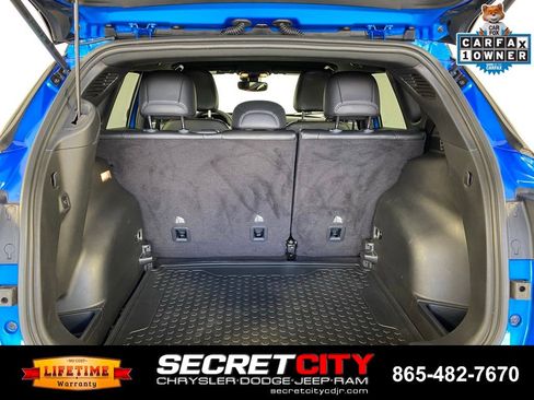 Used 2024 Jeep Compass Latitude w/ Convenience Group AWD/4WD image 31