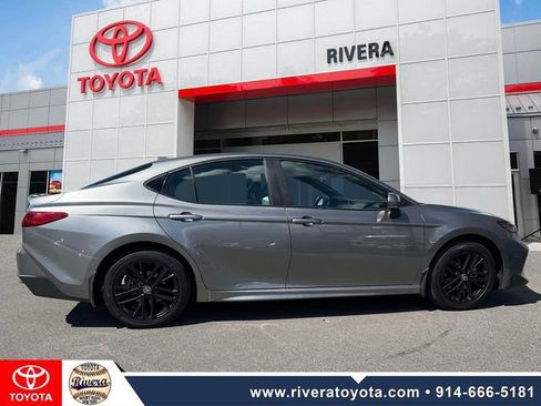 Certified 2025 Toyota Camry SE image 4