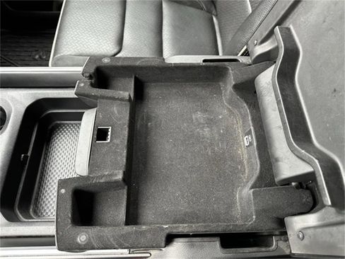 Used 2020 RAM 1500 Laramie w/ Sport Appearance Package image 31