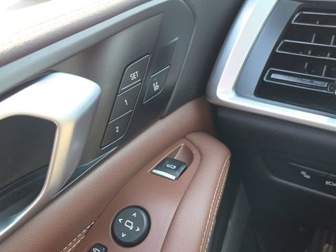 Used 2025 BMW X5 xDrive40i image 41