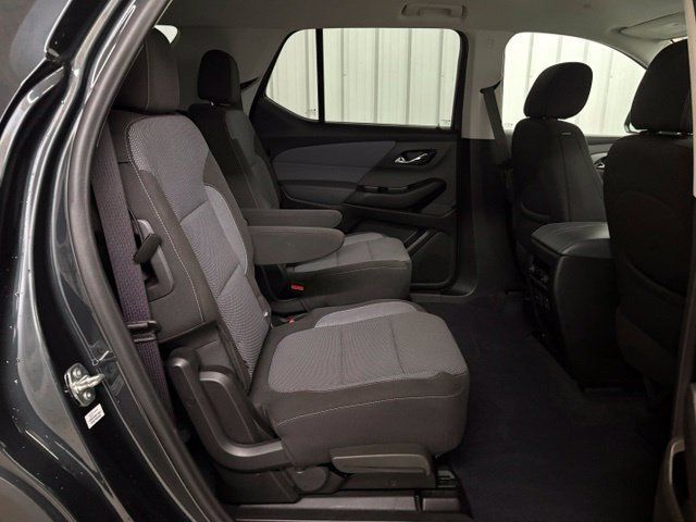 Used 2021 Chevrolet Traverse LT FWD image 19