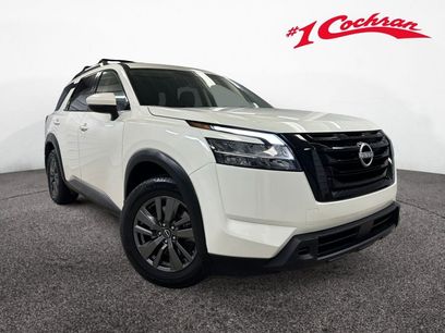 Used 2022 Nissan Pathfinder SV w/ SV Premium Package