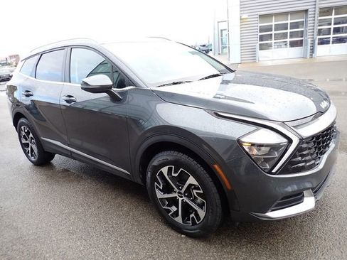 Certified 2023 Kia Sportage EX image 8