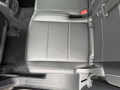 Used 2020 Volkswagen Tiguan SE w/ Panoramic Sunroof Package image 21