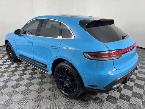 Used 2023 Porsche Macan AWD/4WD image 11