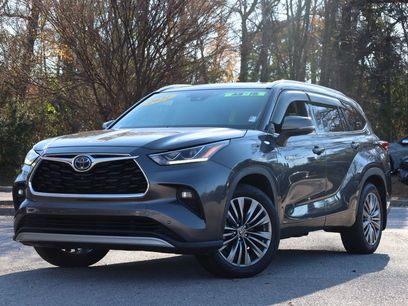 Used 2021 Toyota Highlander Platinum