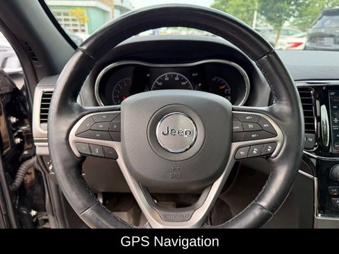 Used 2021 Jeep Grand Cherokee Limited w/ Luxury Group II AWD/4WD image 9
