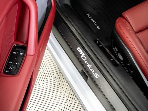 Certified 2025 Porsche 911 Turbo image 8