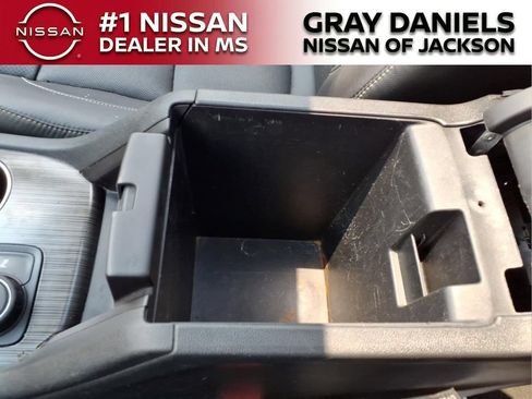 Used 2018 GMC Acadia SLT FWD image 20