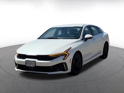 Used 2025 Kia K5 LXS image 8