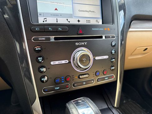 Used 2017 Ford Explorer Limited w/ Equipment Group 301A image 23