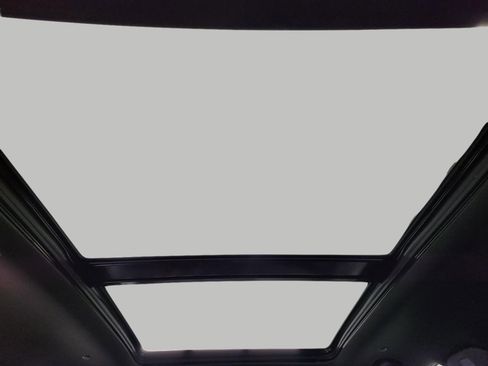 Certified 2025 Cadillac XT5 Premium Luxury image 23