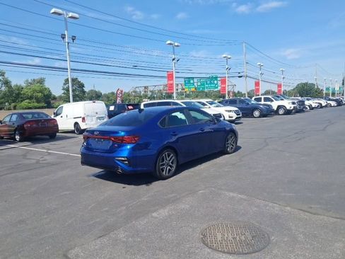 Used 2019 Kia Forte S w/ S Premium Package FWD image 8