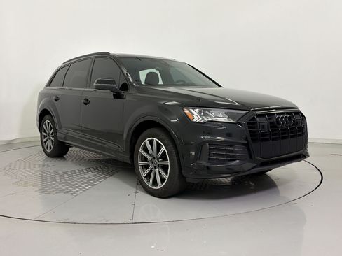 Used 2023 Audi Q7 2.0T Premium Plus w/ Premium Plus Package AWD/4WD image 7