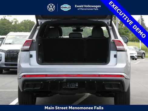 New 2025 Volkswagen Atlas Cross Sport SEL R-Line image 27