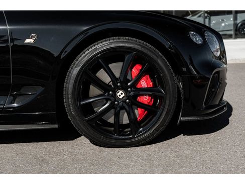 Used 2020 Bentley Continental GT image 21
