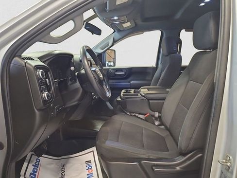 Used 2022 GMC Sierra 3500 Pro w/ Convenience Package image 10