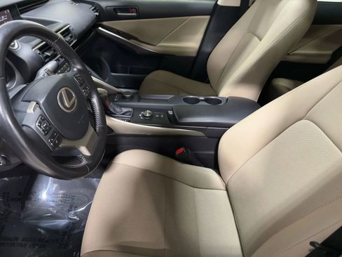 Used 2020 Lexus IS 300 AWD w/ Premium Package image 15