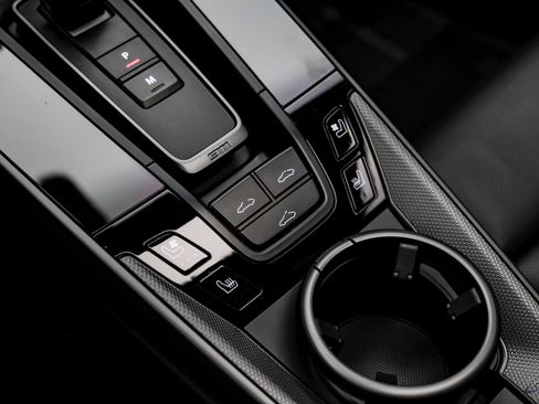 Used 2024 Porsche 911 Carrera S w/ Premium Package image 51