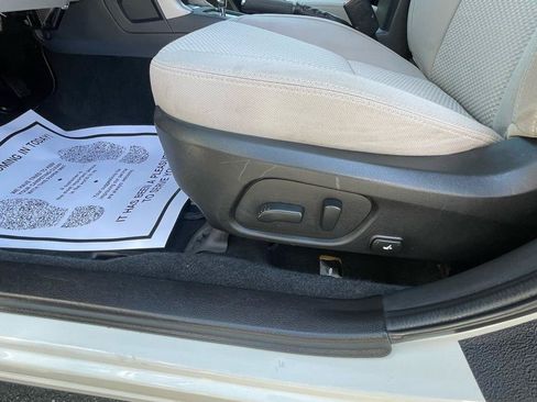 Used 2017 Subaru Forester 2.5i Premium AWD/4WD image 20