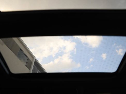 Used 2025 MAZDA CX-70 3.3 Turbo S w/ Premium Package image 24