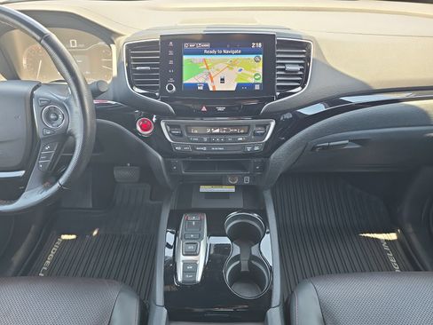 Certified 2023 Honda Ridgeline Black Edition image 11