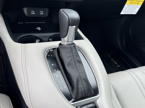 New 2027 Honda HR-V EX-L image 32