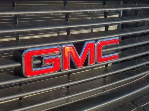 New 2025 GMC Savana 2500 w/ Driver Convenience Package image 28