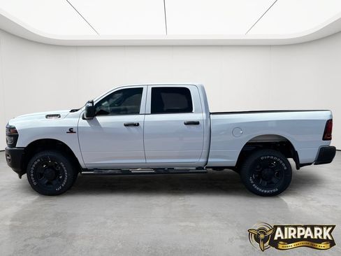 New 2025 RAM 2500 Tradesman AWD/4WD image 8