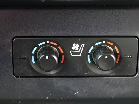 Used 2019 Toyota 4Runner Limited image 24