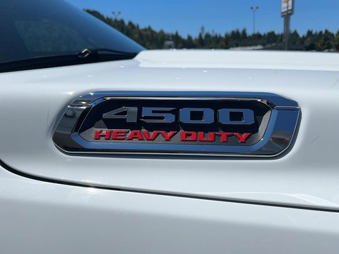 New 2026 RAM 4500 Tradesman w/ Chrome Appearance Group AWD/4WD image 18