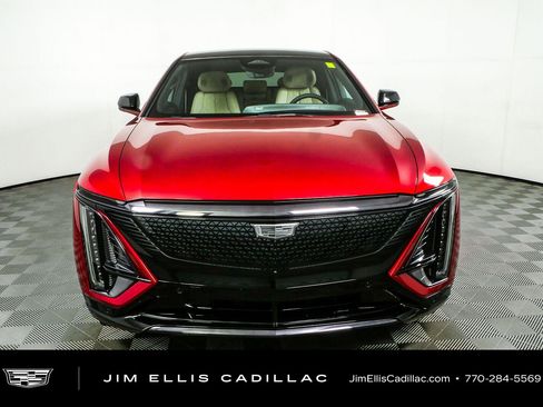 Used 2024 Cadillac Lyriq Sport w/ Nappa Leather Package AWD/4WD image 28