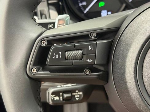 New 2025 Porsche Macan image 19