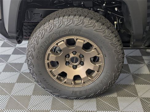 New 2025 Toyota Tacoma 4x4 Double Cab Hybrid image 24