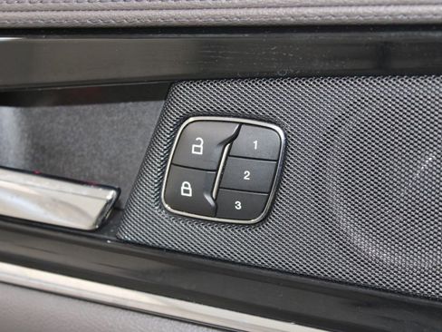 Used 2023 Lincoln Nautilus Reserve w/ Equipment Group 201A image 27