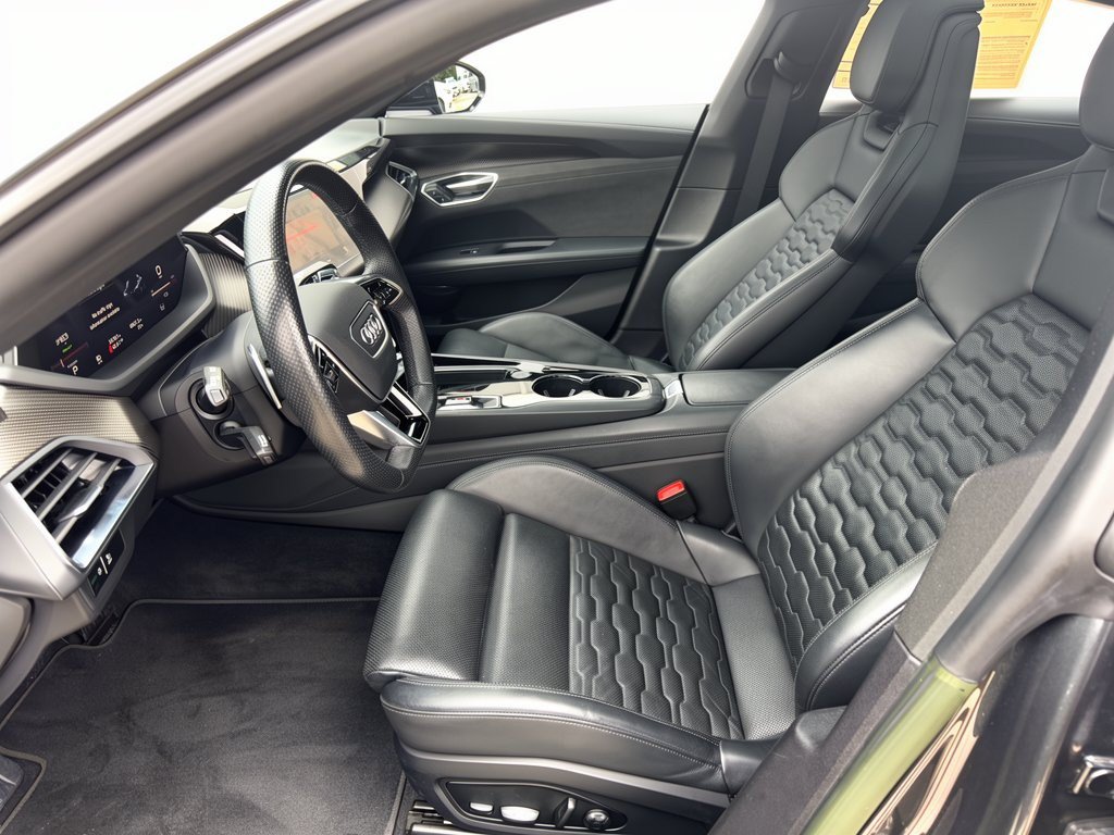 Used 2022 Audi e-tron GT Prestige w/ Prestige Package AWD/4WD image 5