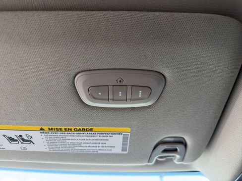 Used 2024 RAM 2500 Laramie AWD/4WD image 13