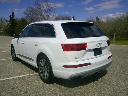 Used 2019 Audi Q7 3.0T Premium Plus w/ Premium Plus Package image 18