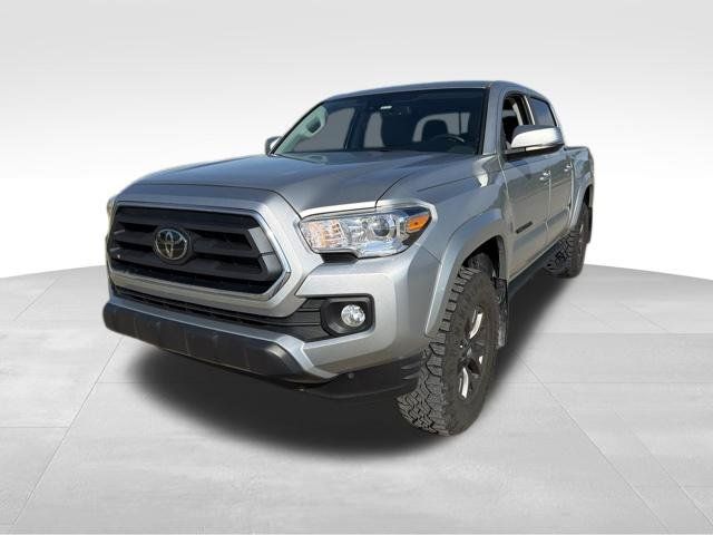 Used 2023 Toyota Tacoma SR5 w/ Technology Package AWD/4WD image 7
