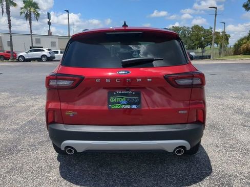 Used 2025 Ford Escape SE w/ PHEV Premium Package image 6