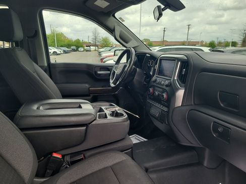Used 2021 Chevrolet Silverado 1500 LT AWD/4WD image 26