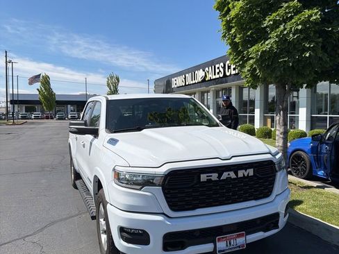 Used 2025 RAM 1500 Big Horn AWD/4WD image 2