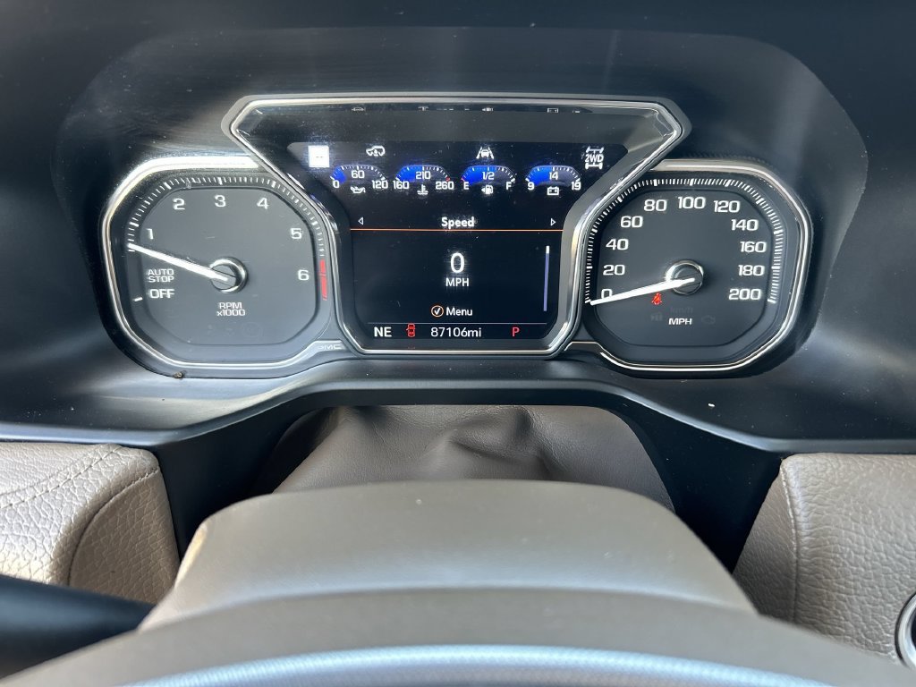 Used 2021 GMC Yukon Denali AWD/4WD image 11