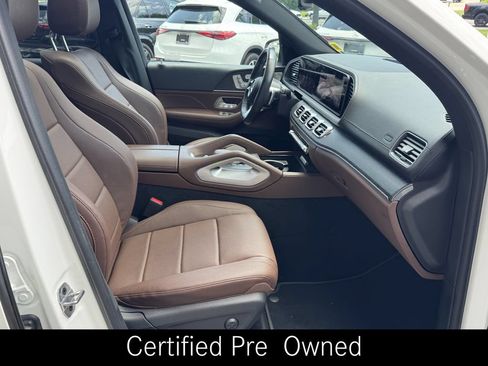 Used 2024 Mercedes-Benz GLS 450 4MATIC image 33