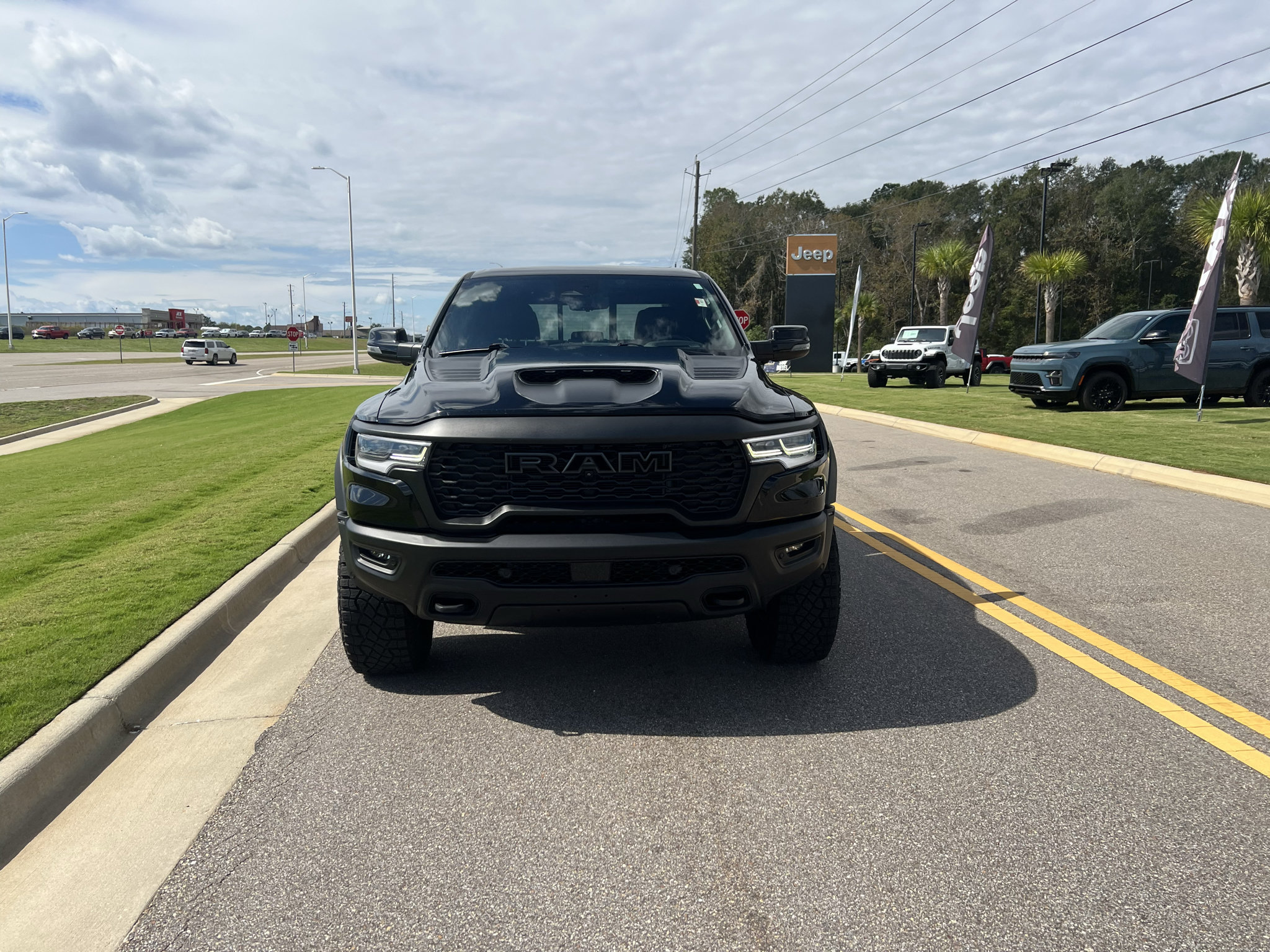 Used 2026 RAM 1500 RHO w/ RHO Level 1 Equipment Group AWD/4WD image 2