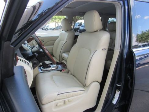 Used 2019 INFINITI QX80 Luxe w/ Proassist Package image 6