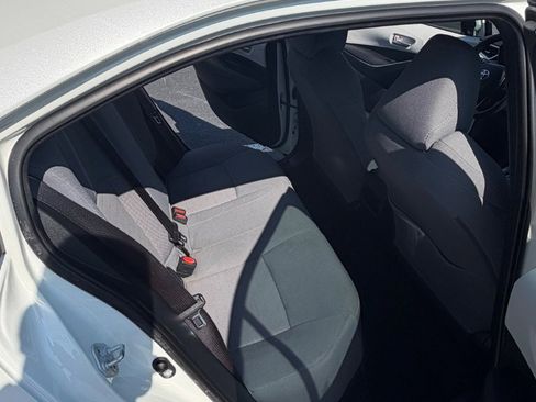 Used 2020 Toyota Corolla SE FWD image 25