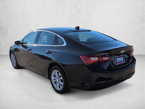 Used 2025 Chevrolet Malibu LT image 7