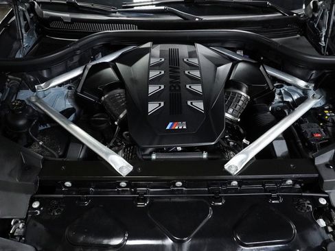 Certified 2024 BMW X5 M60i image 9