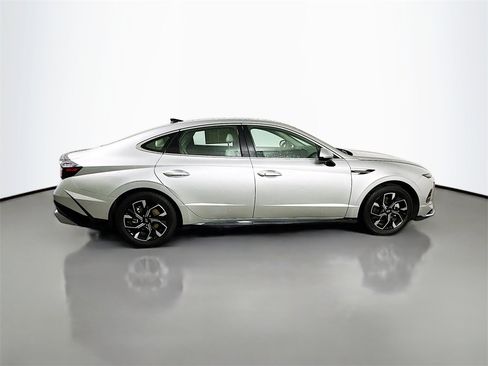 Used 2024 Hyundai Sonata SEL image 7